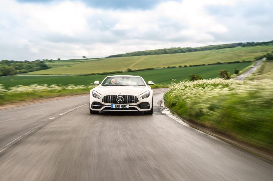  Mercedes-AMG GT Roadster 2017 года  (UK) (фото 30 из 40)